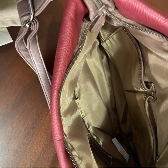 Multi sac Lorraine women’s cross body bag, vegan leather , multiple compartments - Picture 7 of 10